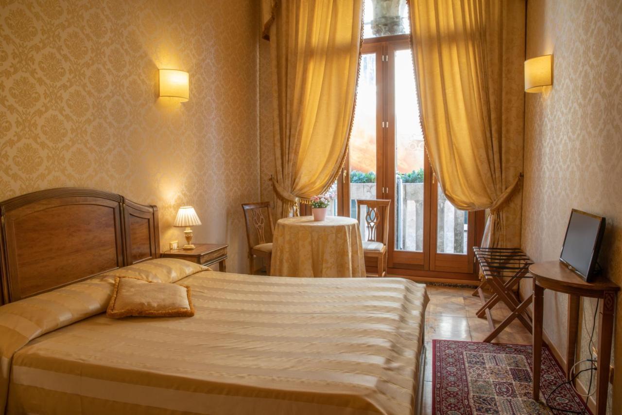 Dimora Al Doge Beato Vista Canale Venice Exterior photo